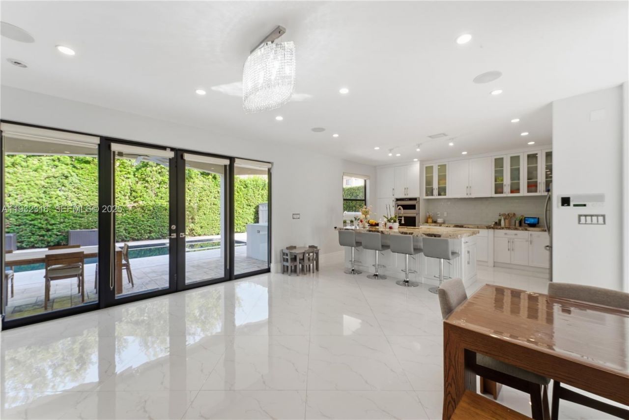 14461 SW 22nd Ter, Miami, FL 33175 Photo