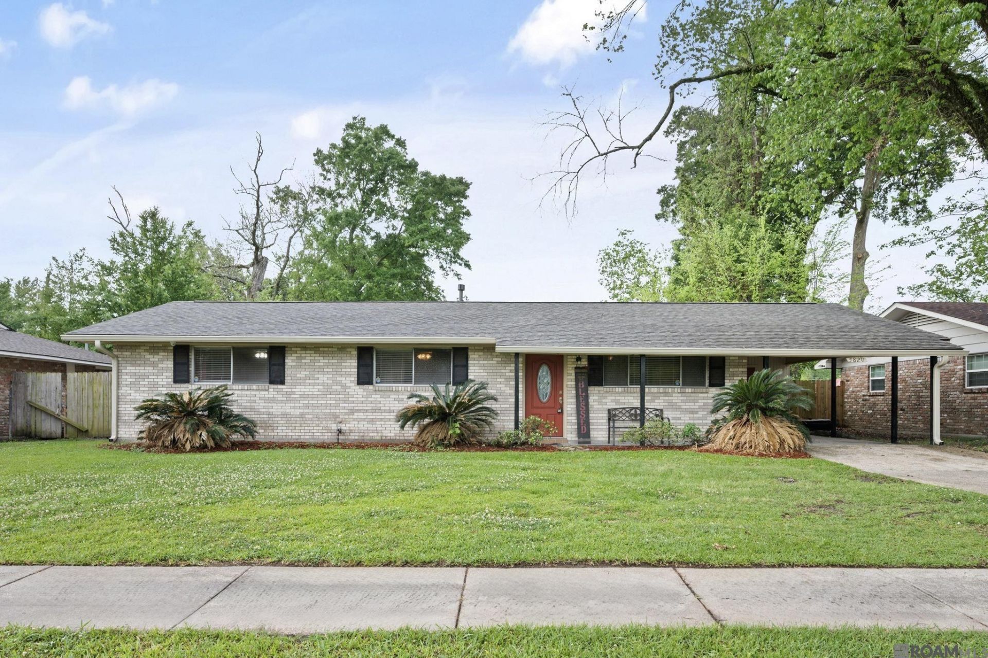 5820 Glen Oaks Dr, Baton Rouge, LA 70811 Main Photo