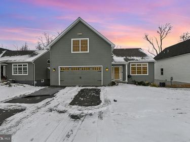 461 KELKER STREET, OBERLIN, PA 17113