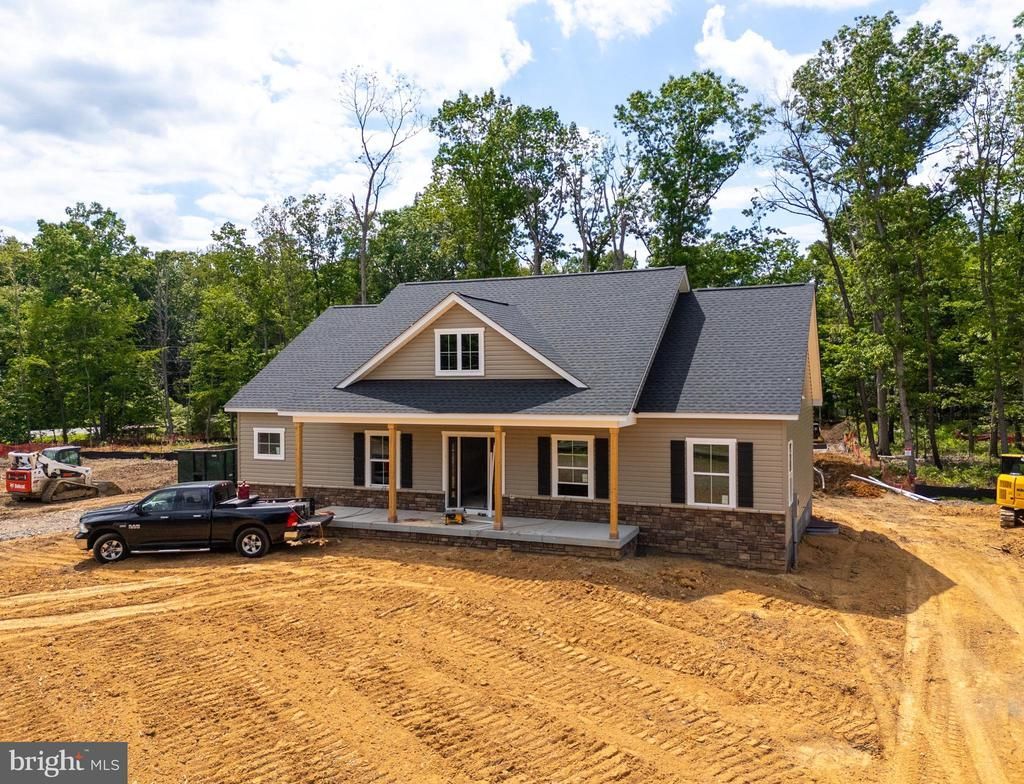 5348 Gray Meadow Court, Warrenton, VA 20187 Main Photo