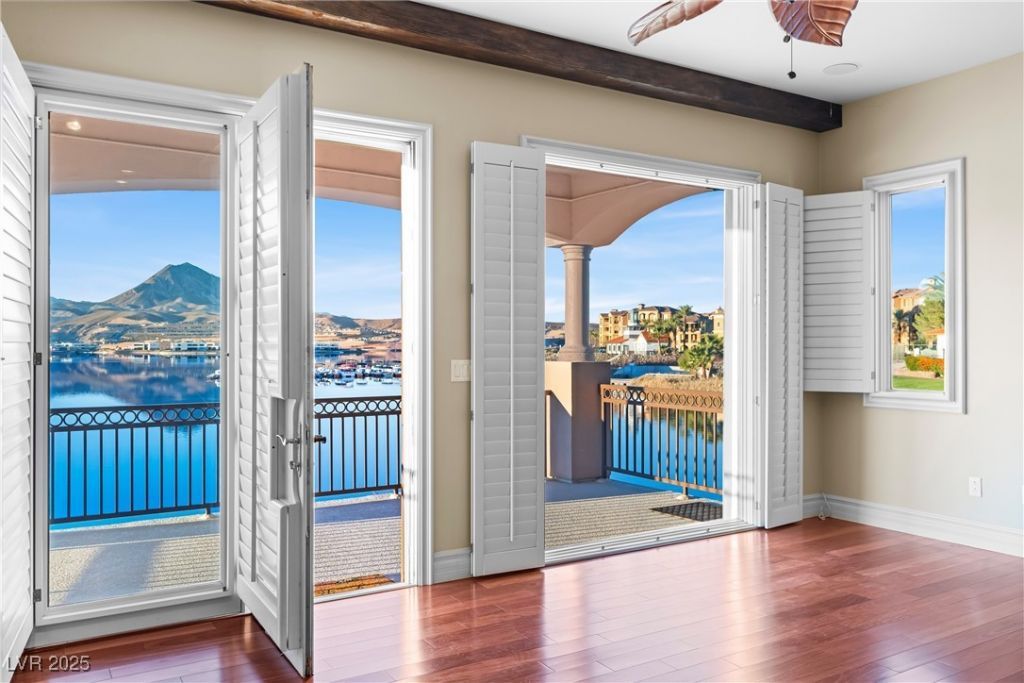 19 Via Del Garda, Henderson, NV 89011 Main Photo