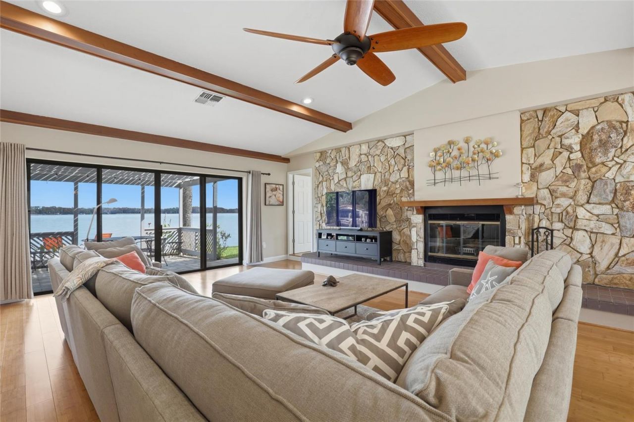 66 N Canal Drive, Palm Harbor, FL 34684 Photo