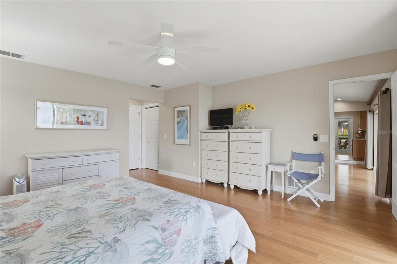 66 N Canal Drive, Palm Harbor, FL 34684 Photo