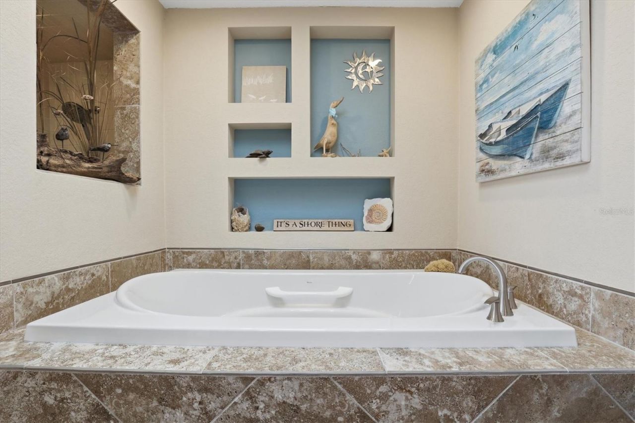 66 N Canal Drive, Palm Harbor, FL 34684 Photo