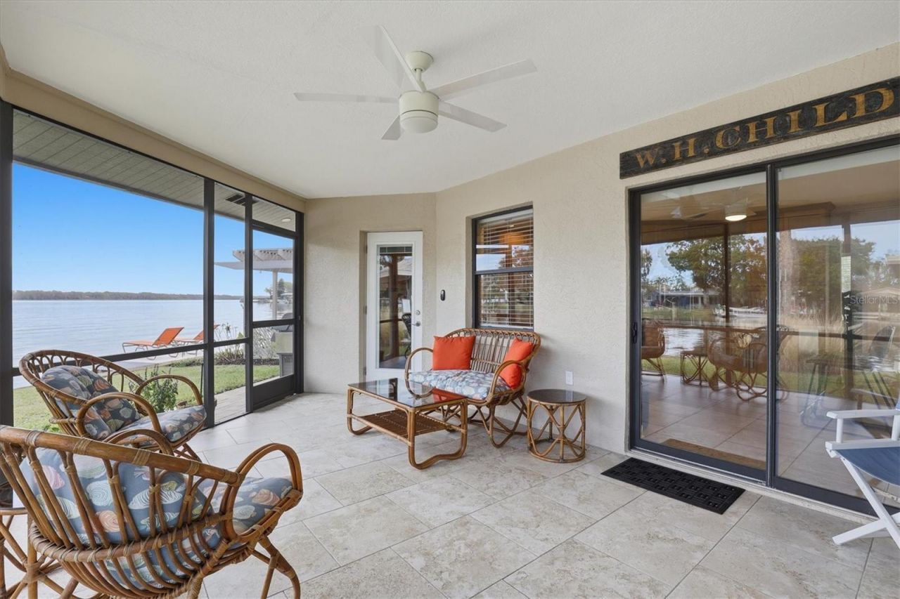 66 N Canal Drive, Palm Harbor, FL 34684 Photo