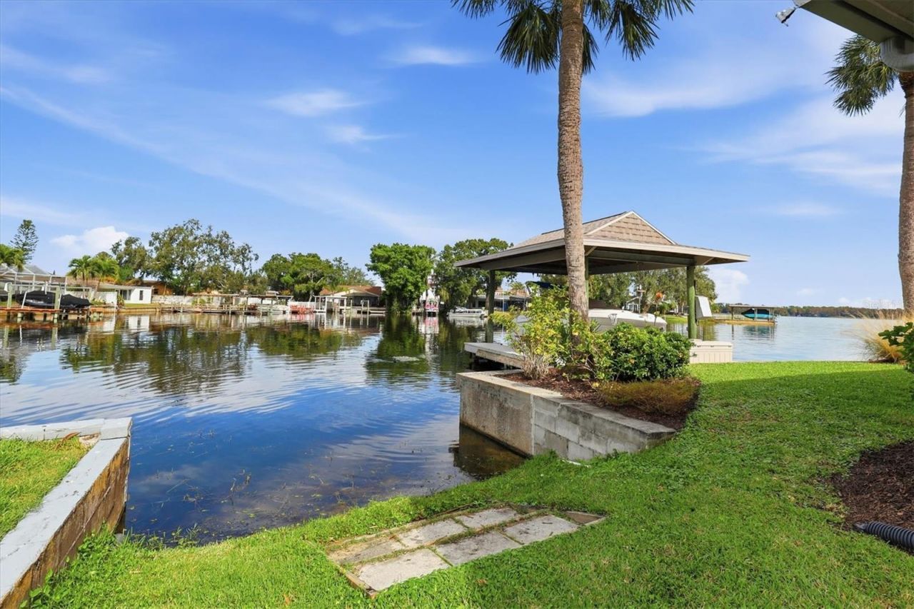 66 N Canal Drive, Palm Harbor, FL 34684 Photo
