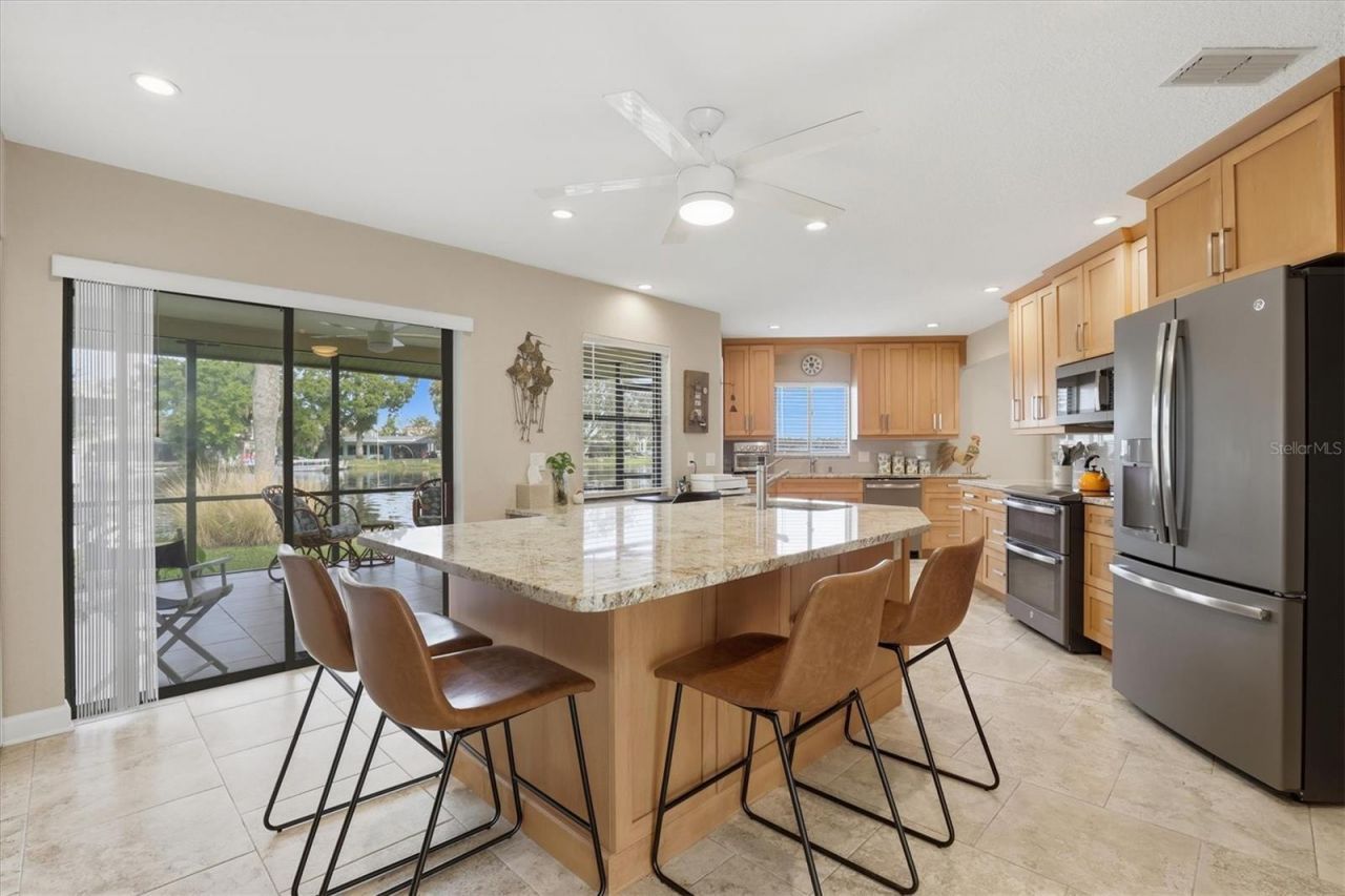 66 N Canal Drive, Palm Harbor, FL 34684 Photo