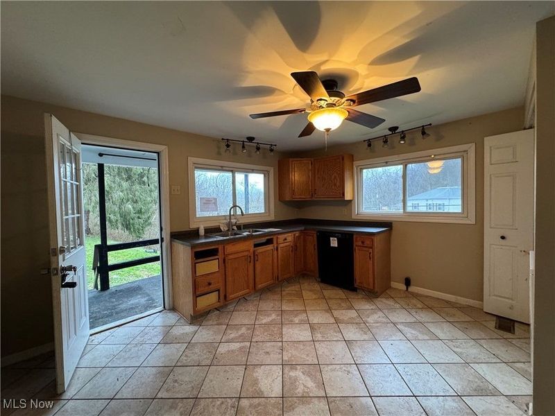 64301 Shady Lane Road, Bellaire, OH 43906 Photo 4