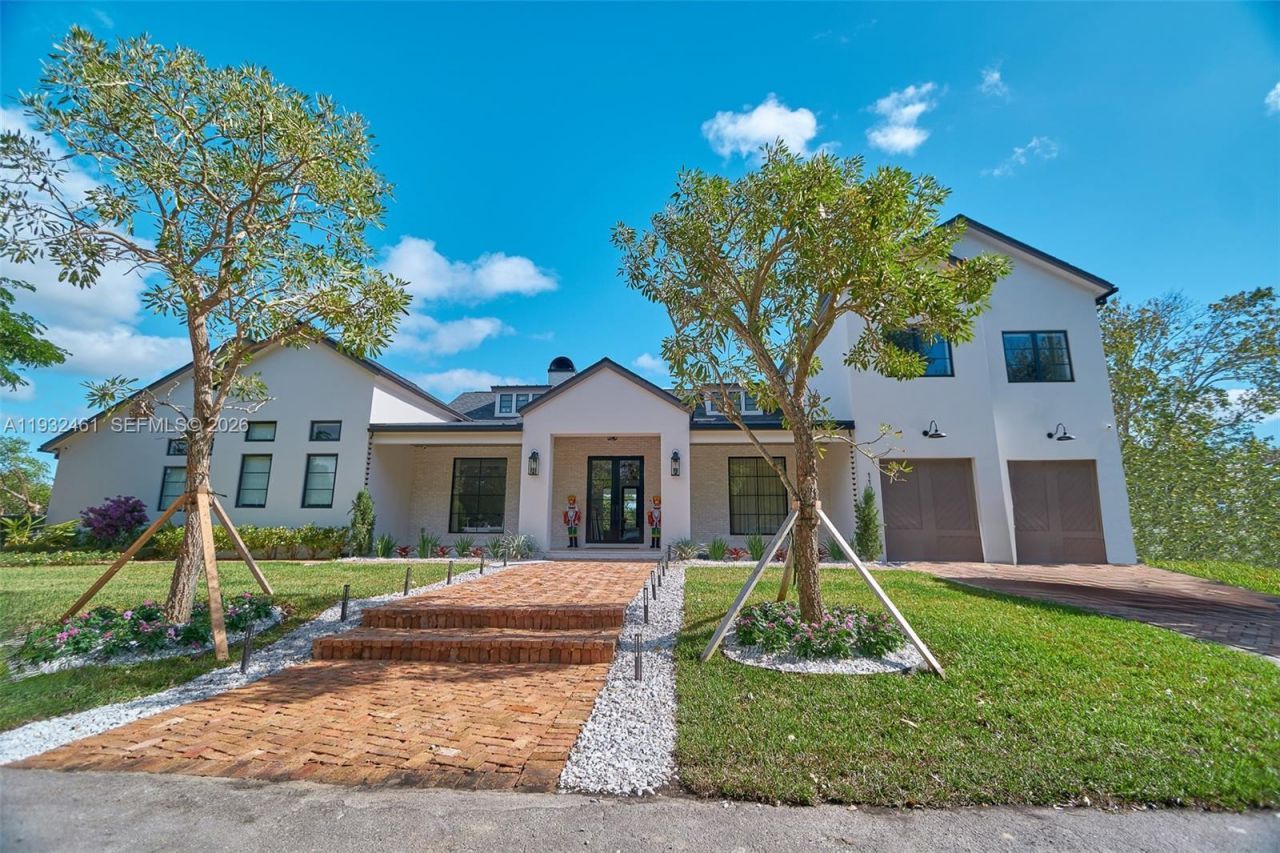 11001 SW 74th Ave, Pinecrest, FL 33156 Photo