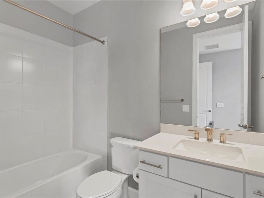 Property Image 80