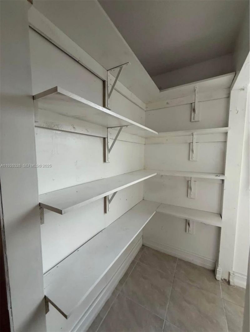 5255 W 26th Ct , Unit 803, Hialeah, FL 33016 Photo