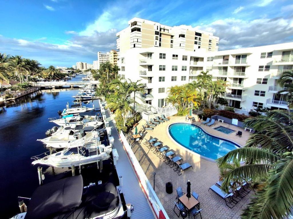 1421 S Ocean Boulevard, Unit 301, Pompano Beach, FL 33062 Photo