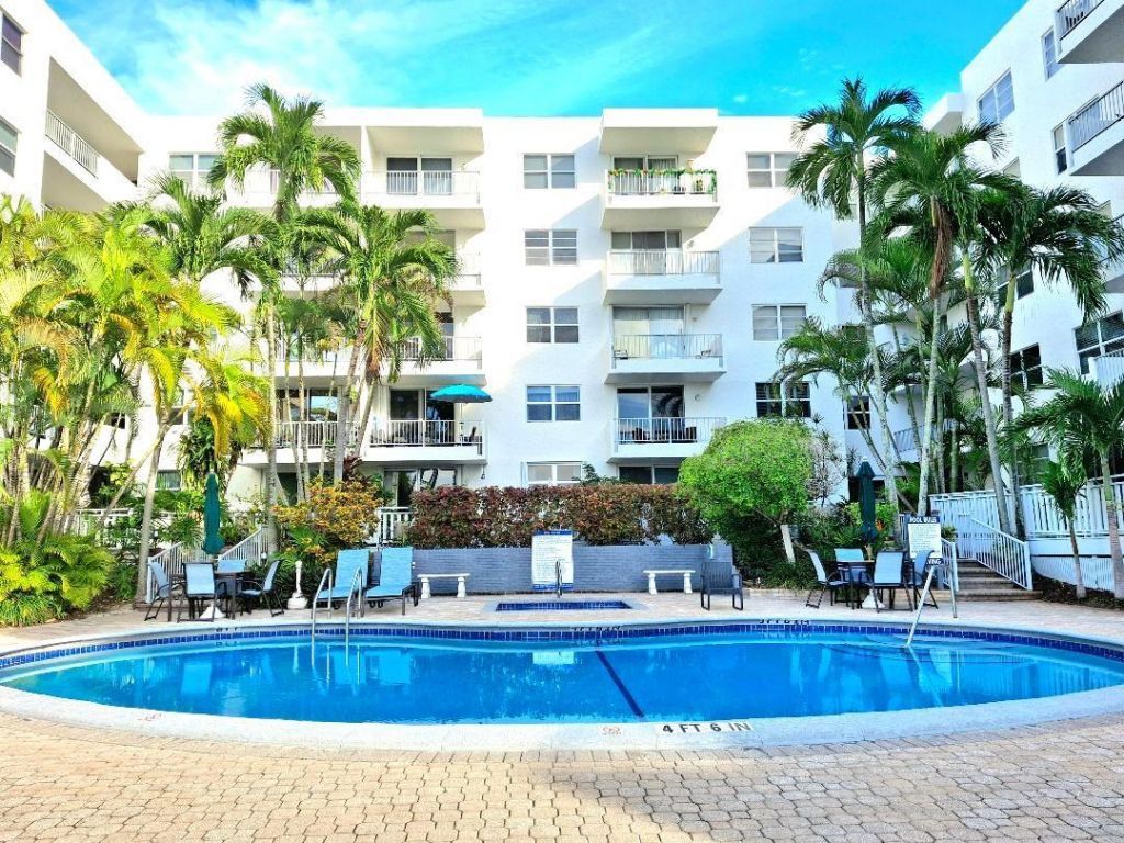 1421 S Ocean Boulevard, Unit 301, Pompano Beach, FL 33062 Photo