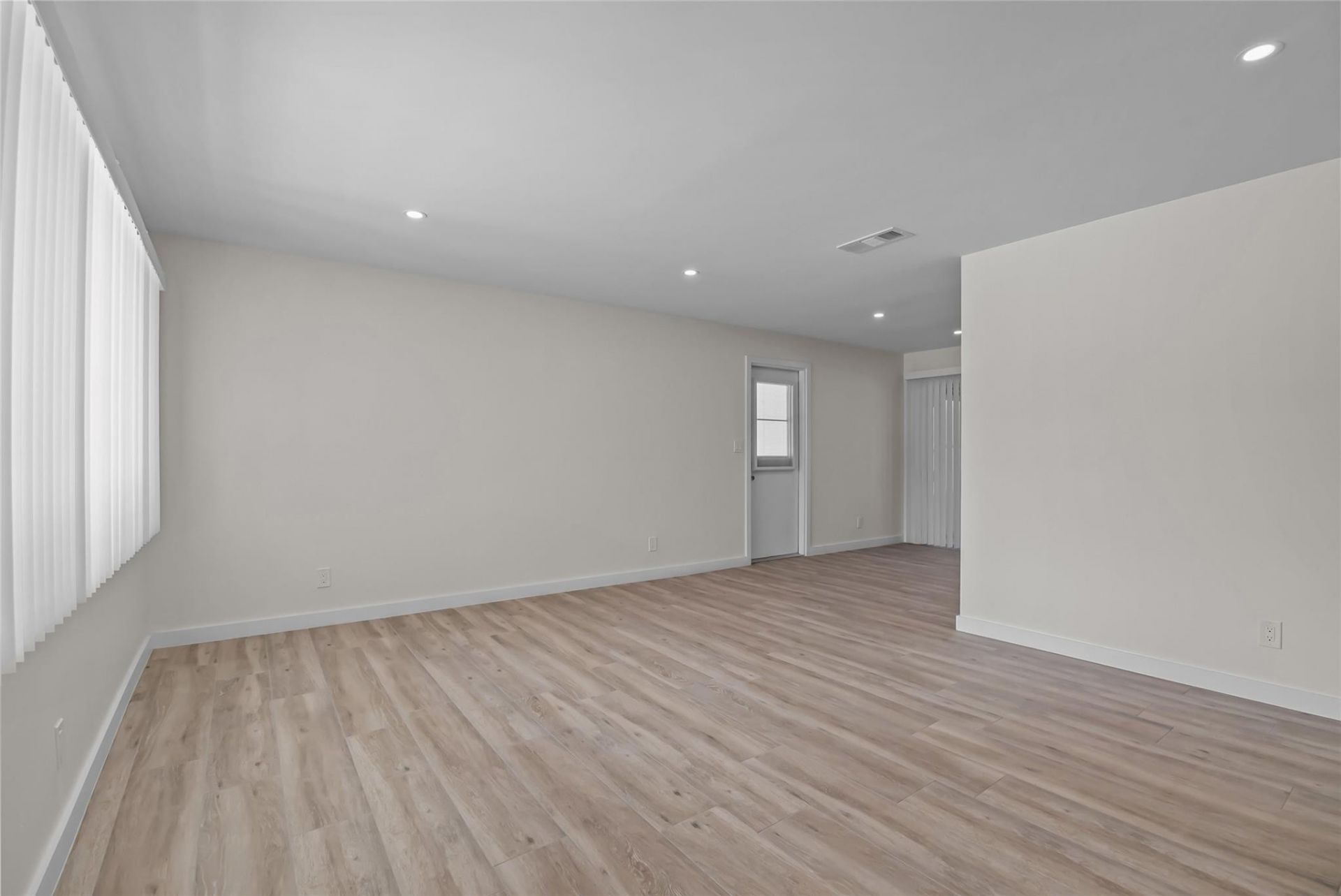 908 Lighthouse Drive, North Palm Beach, FL 33408 Photo