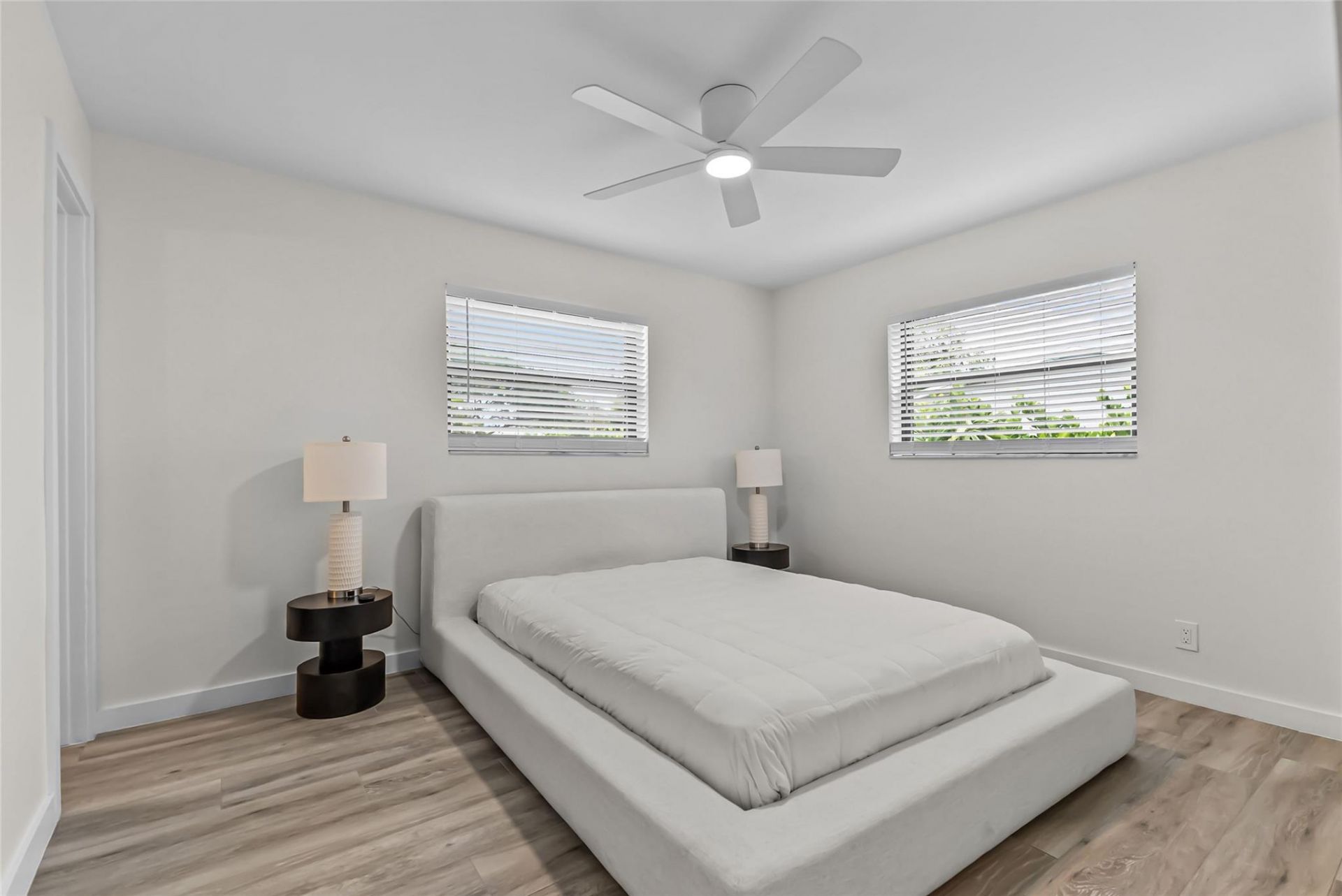 908 Lighthouse Dr, North Palm Beach, FL 33408 Photo