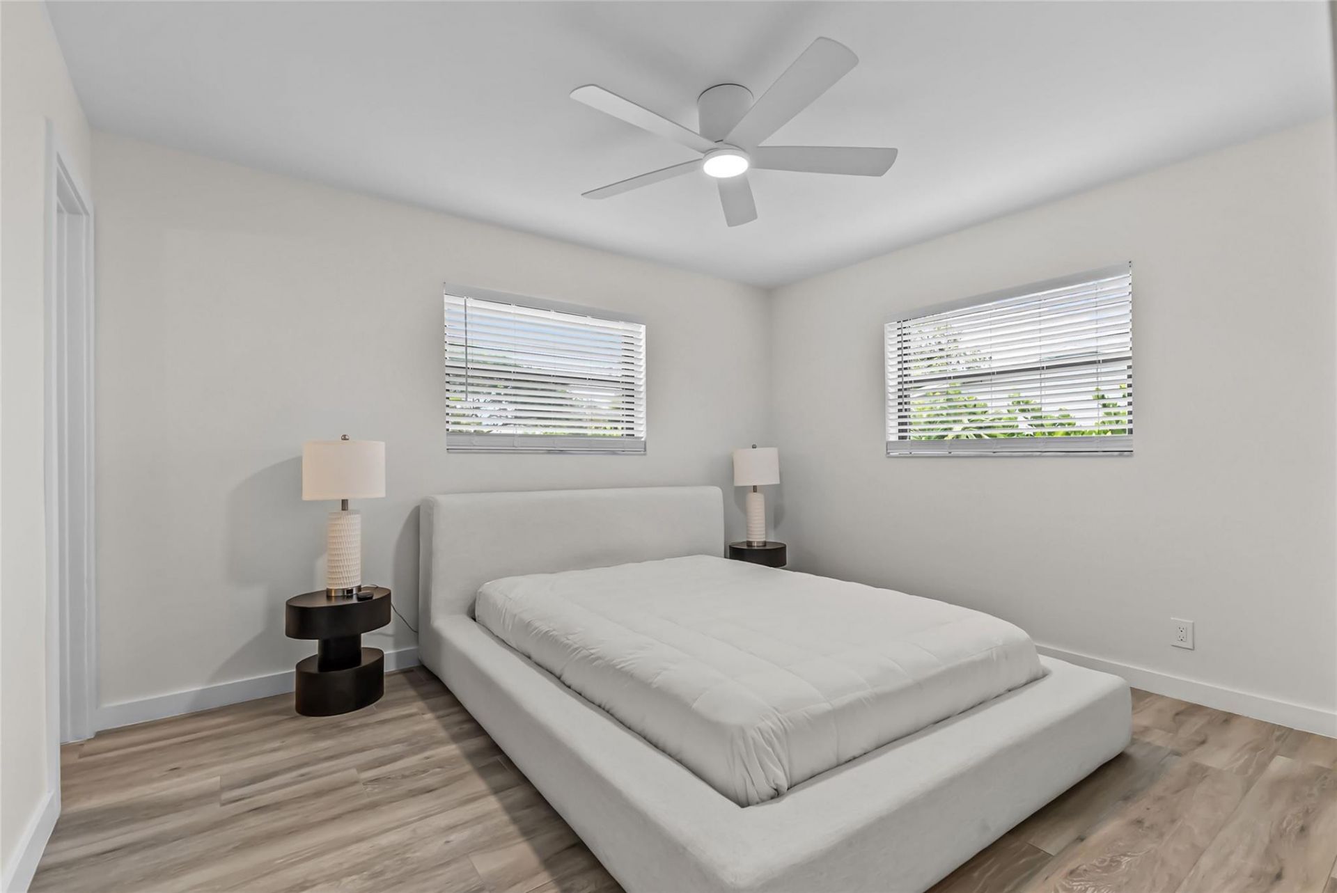 908 Lighthouse Drive, North Palm Beach, FL 33408 Photo