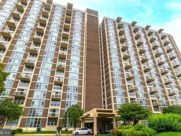 3600 00 CONSHOHOCKEN AVENUE, Unit 513, PHILADELPHIA, PA 19131