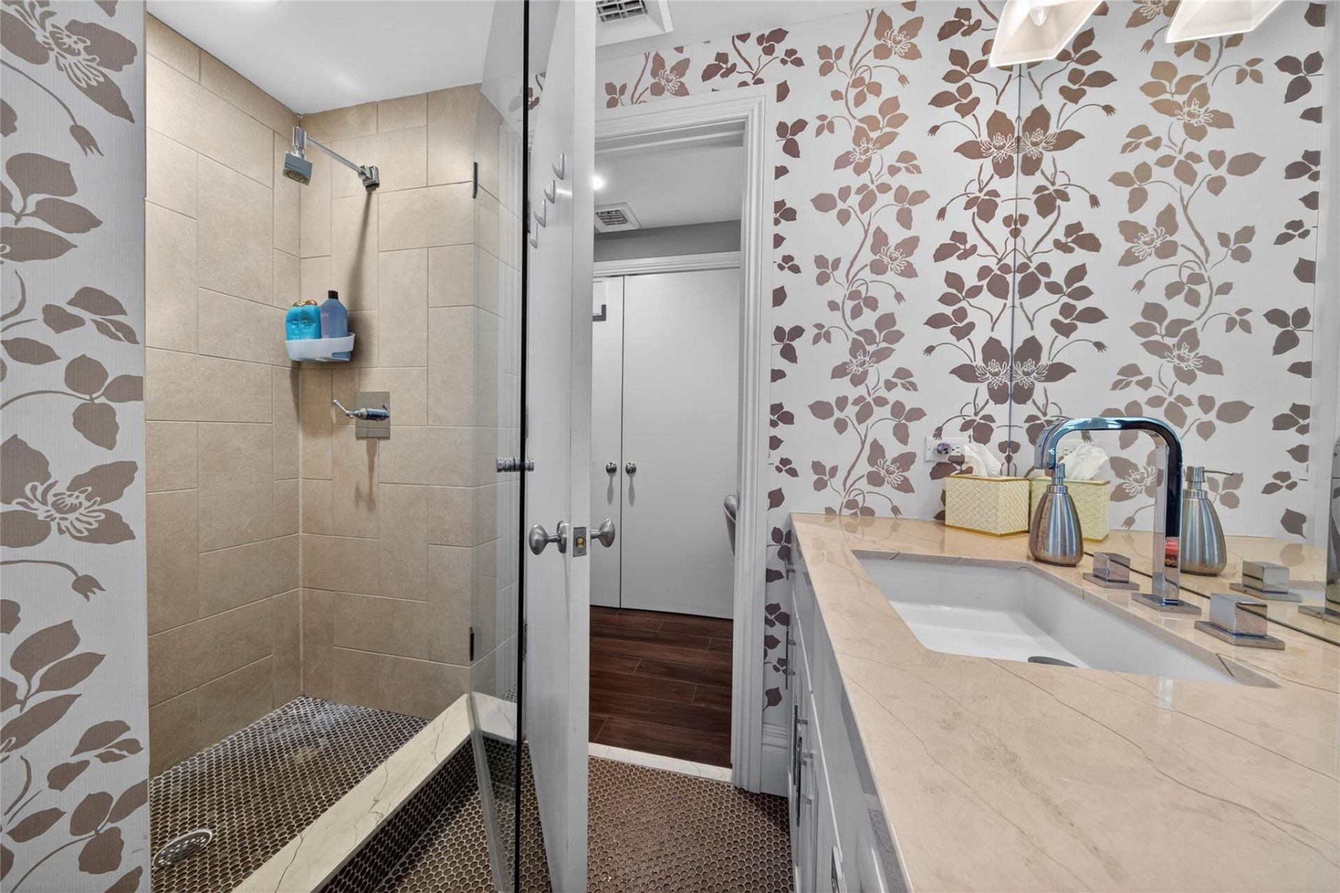 455 E Palmetto Park Road, Unit 2E, Boca Raton, FL 33432 Photo