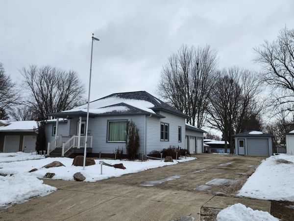 414 N Harrison Street, Laurens, IA 50554