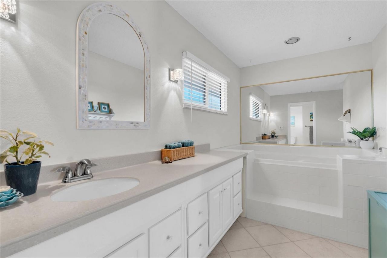 4961 61st Avenue S, Saint Petersburg, FL 33715 Photo