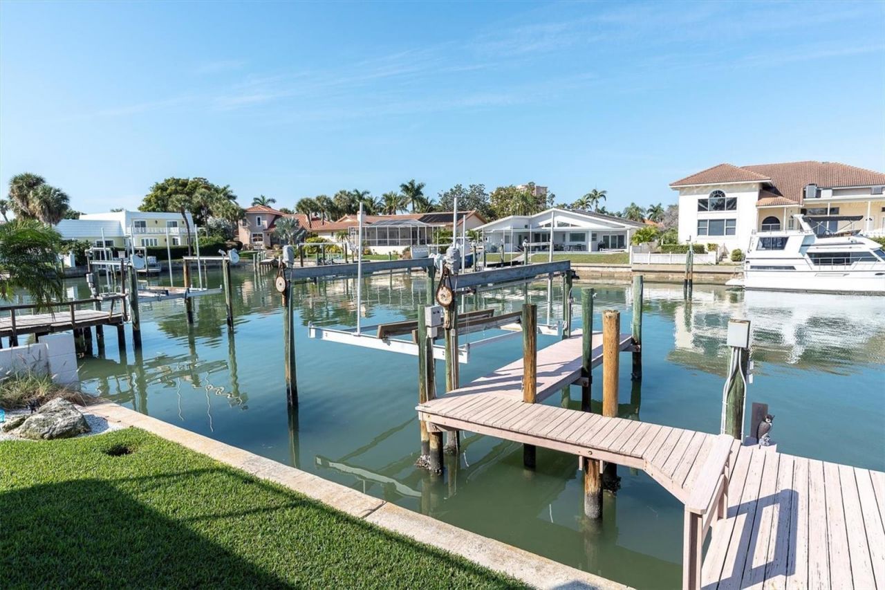 4961 61st Avenue S, Saint Petersburg, FL 33715 Photo