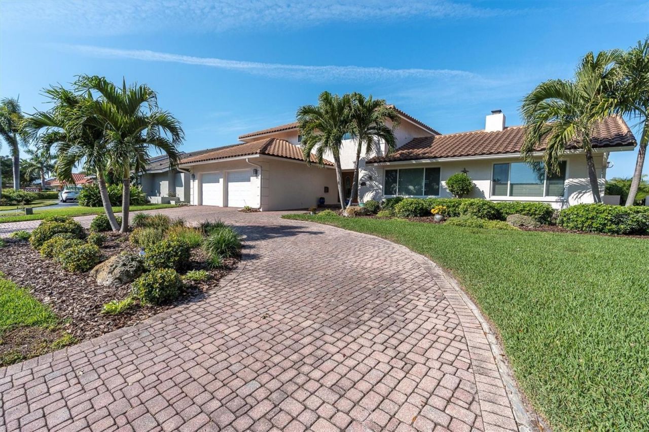 4961 61st Avenue S, Saint Petersburg, FL 33715 Photo