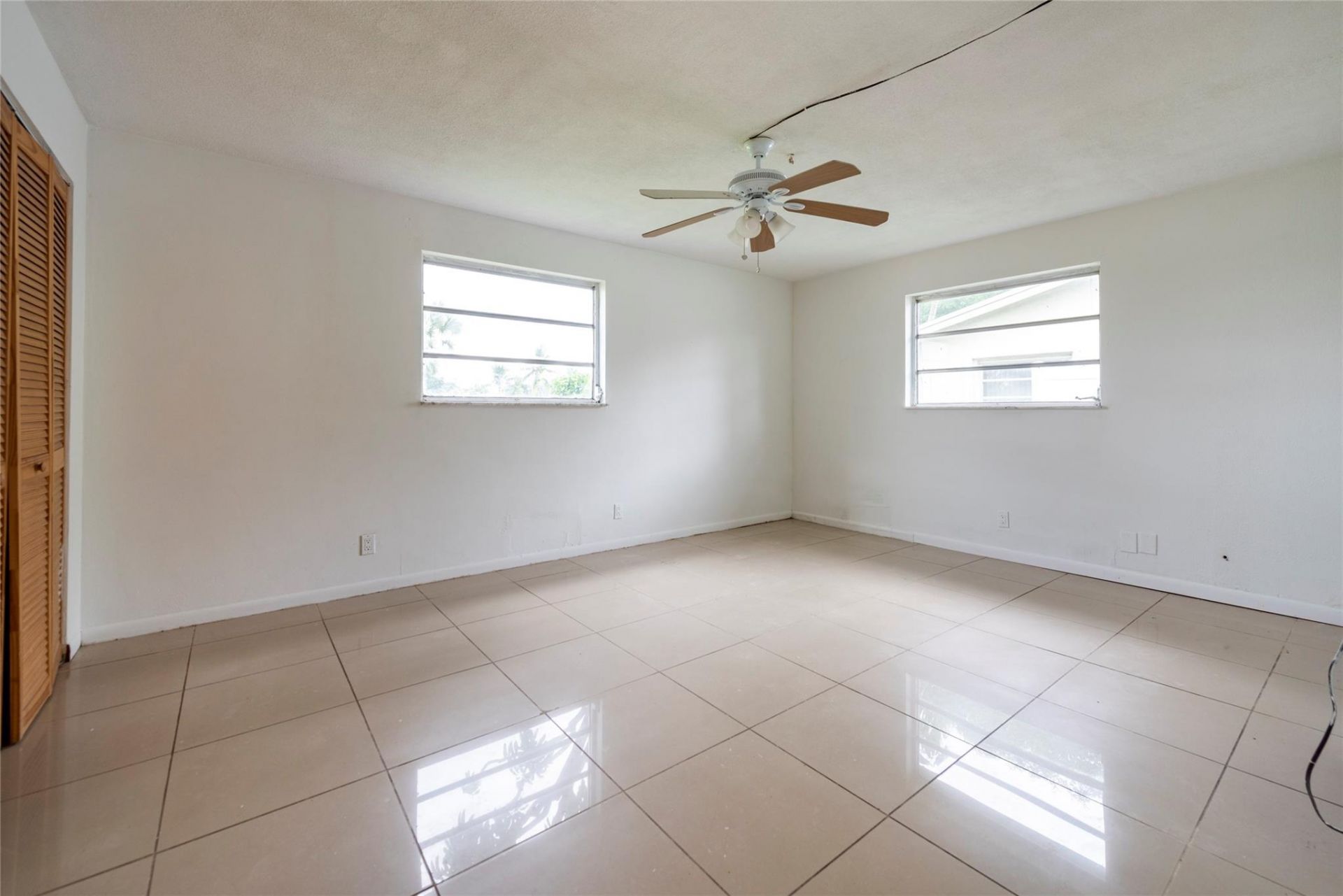 6425 Royal Palm Boulevard, Margate, FL 33063 Photo