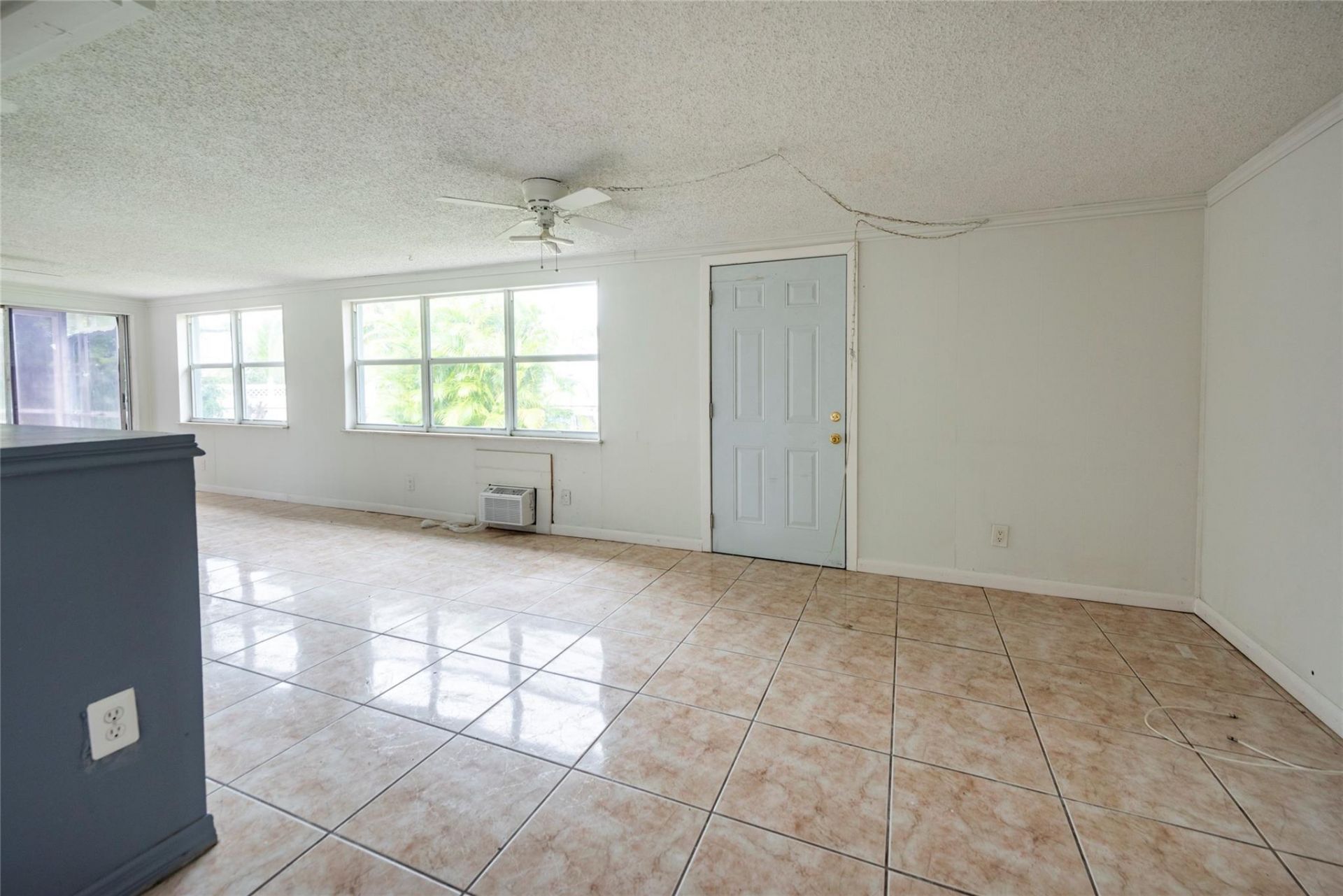 6425 Royal Palm Boulevard, Margate, FL 33063 Photo