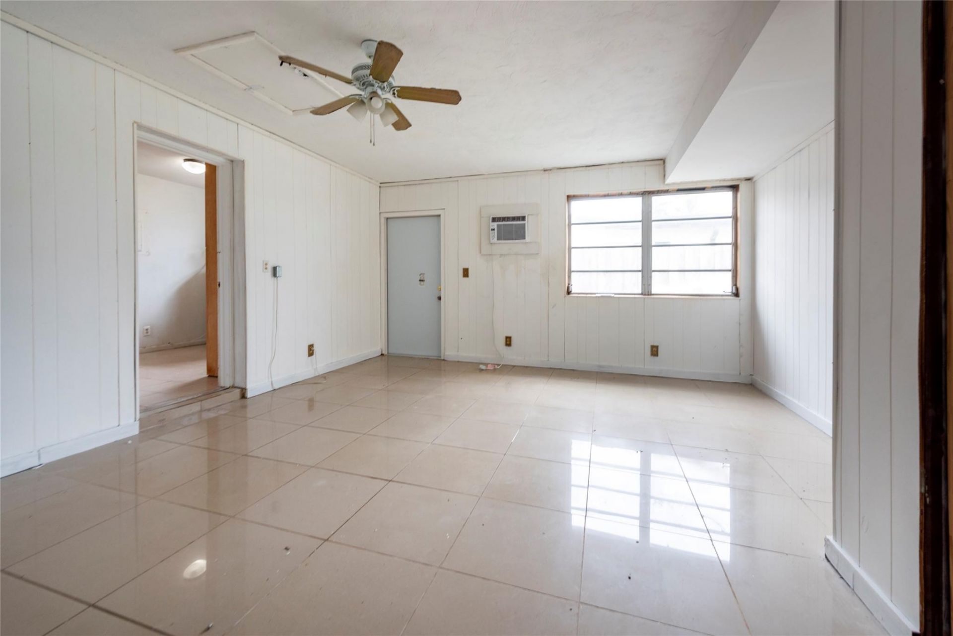 6425 Royal Palm Boulevard, Margate, FL 33063 Photo