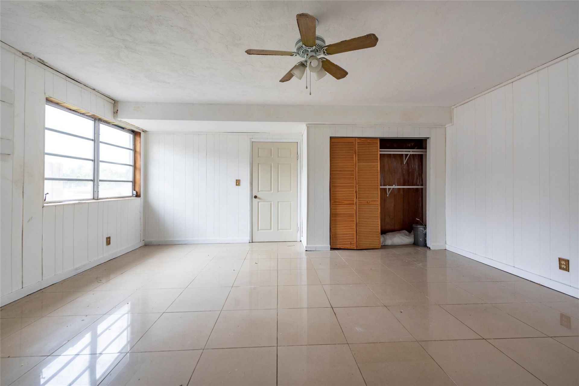 6425 Royal Palm Boulevard, Margate, FL 33063 Photo