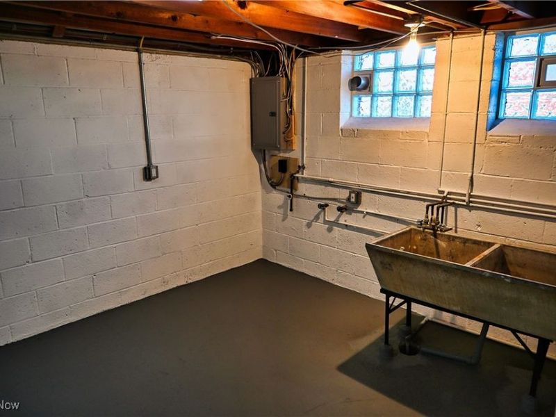 6302 W 54th Street, Parma, OH 44129 Photo 30