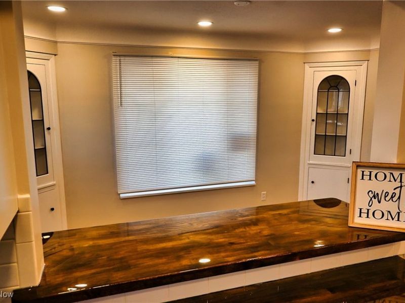 6302 W 54th Street, Parma, OH 44129 Photo 8