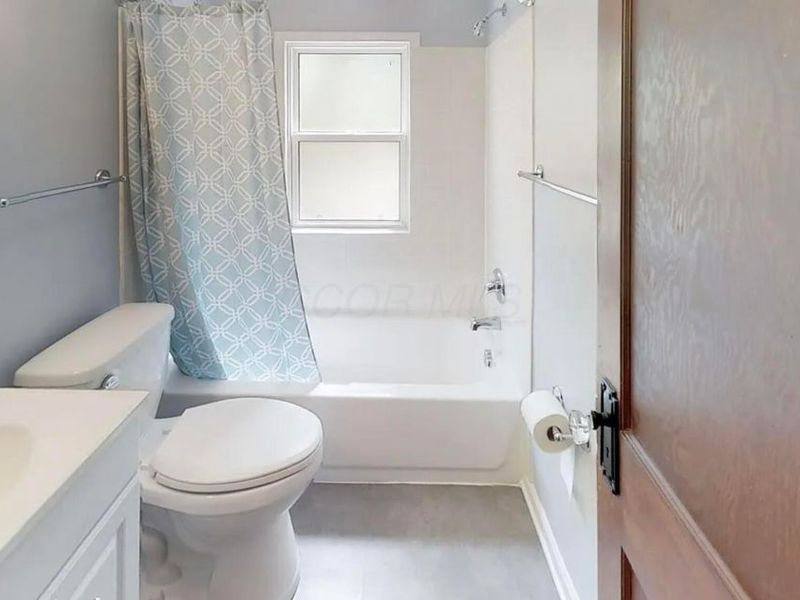 1315 E 18th Avenue, Columbus, OH 43211 Photo 4