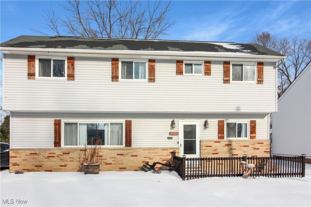 31705 Daniel Drive, Willowick, OH 44095 Main Photo