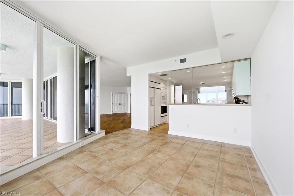 8665 Bay Colony Dr, Unit PH 2003, Naples, FL 34108 Photo