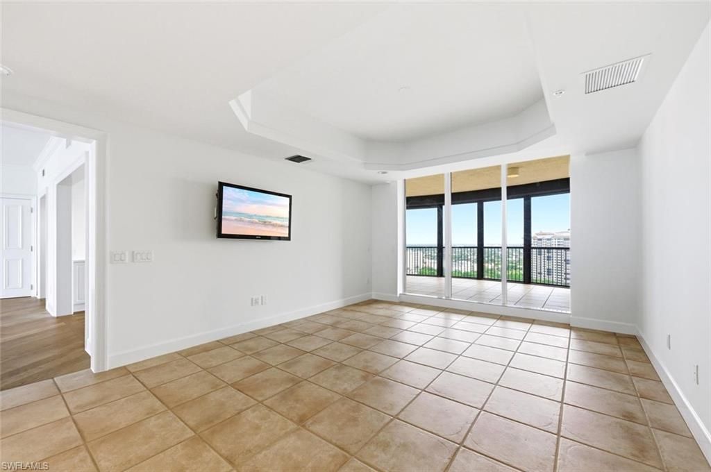 8665 Bay Colony Dr, Unit PH 2003, Naples, FL 34108 Photo