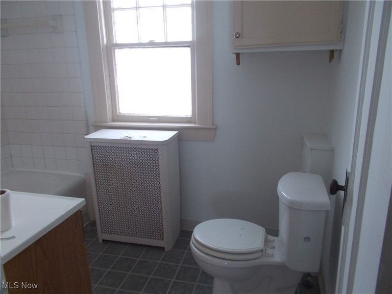 1146 Cleveland Heights Boulevard, Cleveland Heights, OH 44121 Photo 4