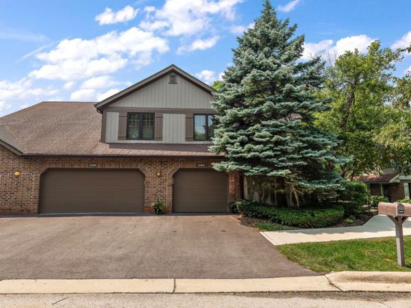 13458 S Westview Drive, Unit V4, Palos Heights, IL 60463