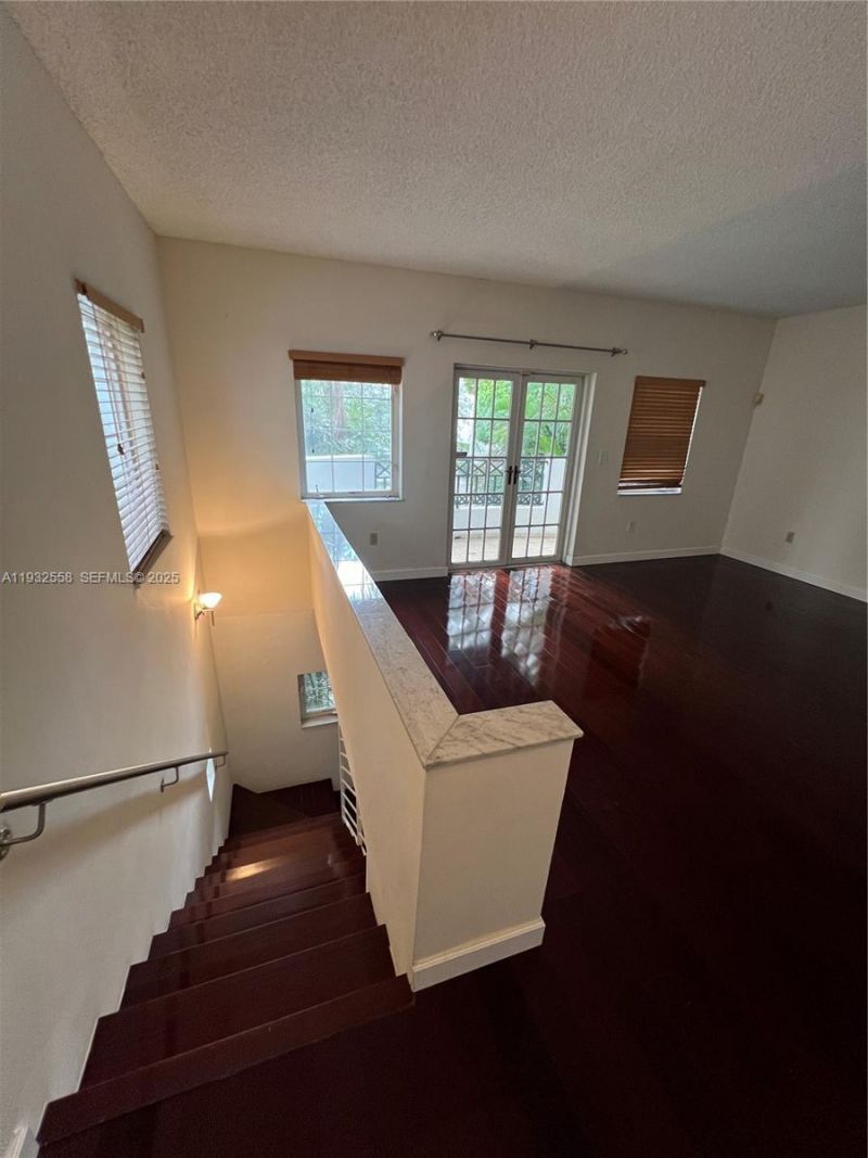 261 Navarre Ave, Unit A-4, Coral Gables, FL 33134 Photo