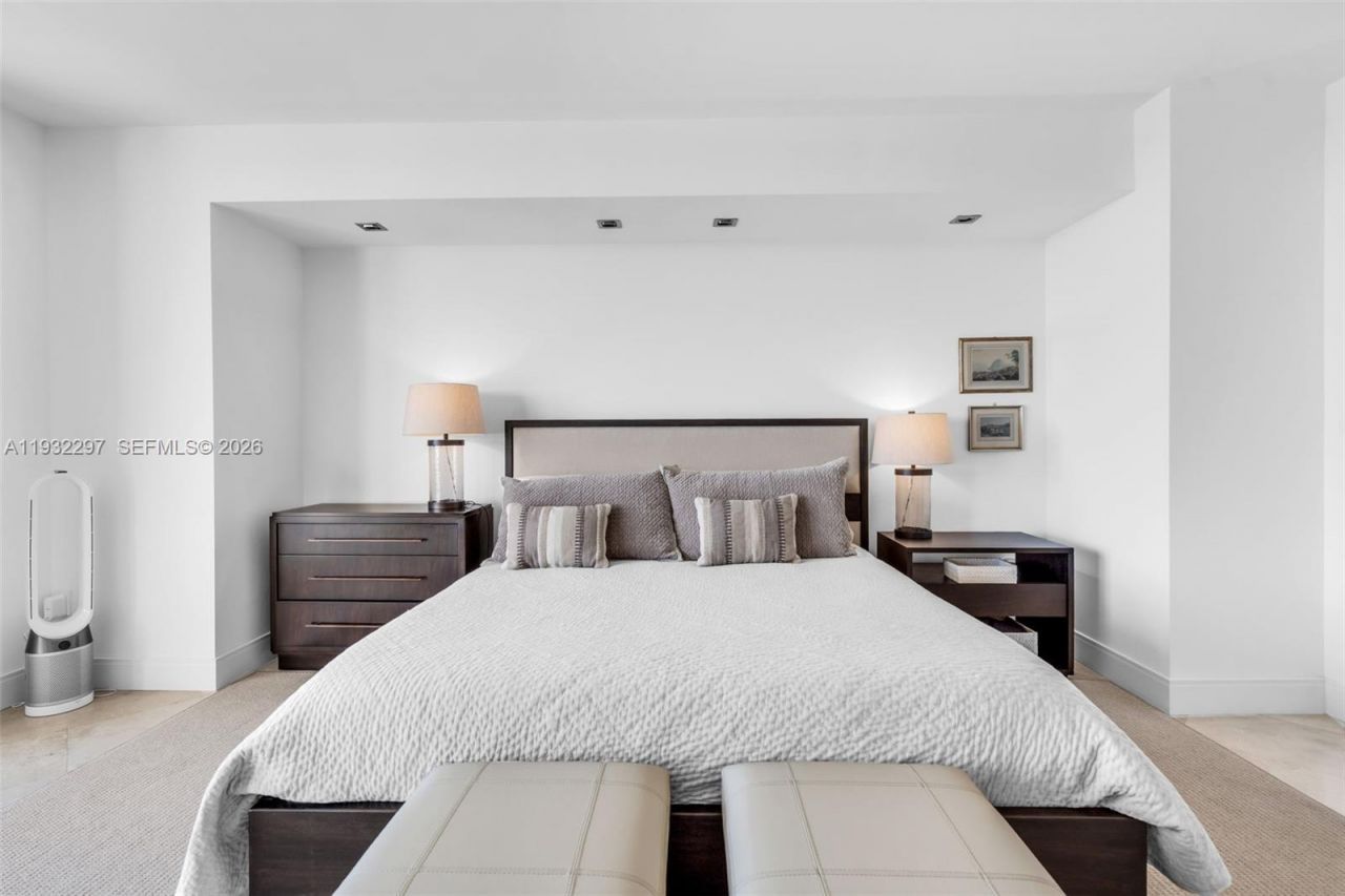 781 Crandon Blvd, Unit 801, Key Biscayne, FL 33149 Photo