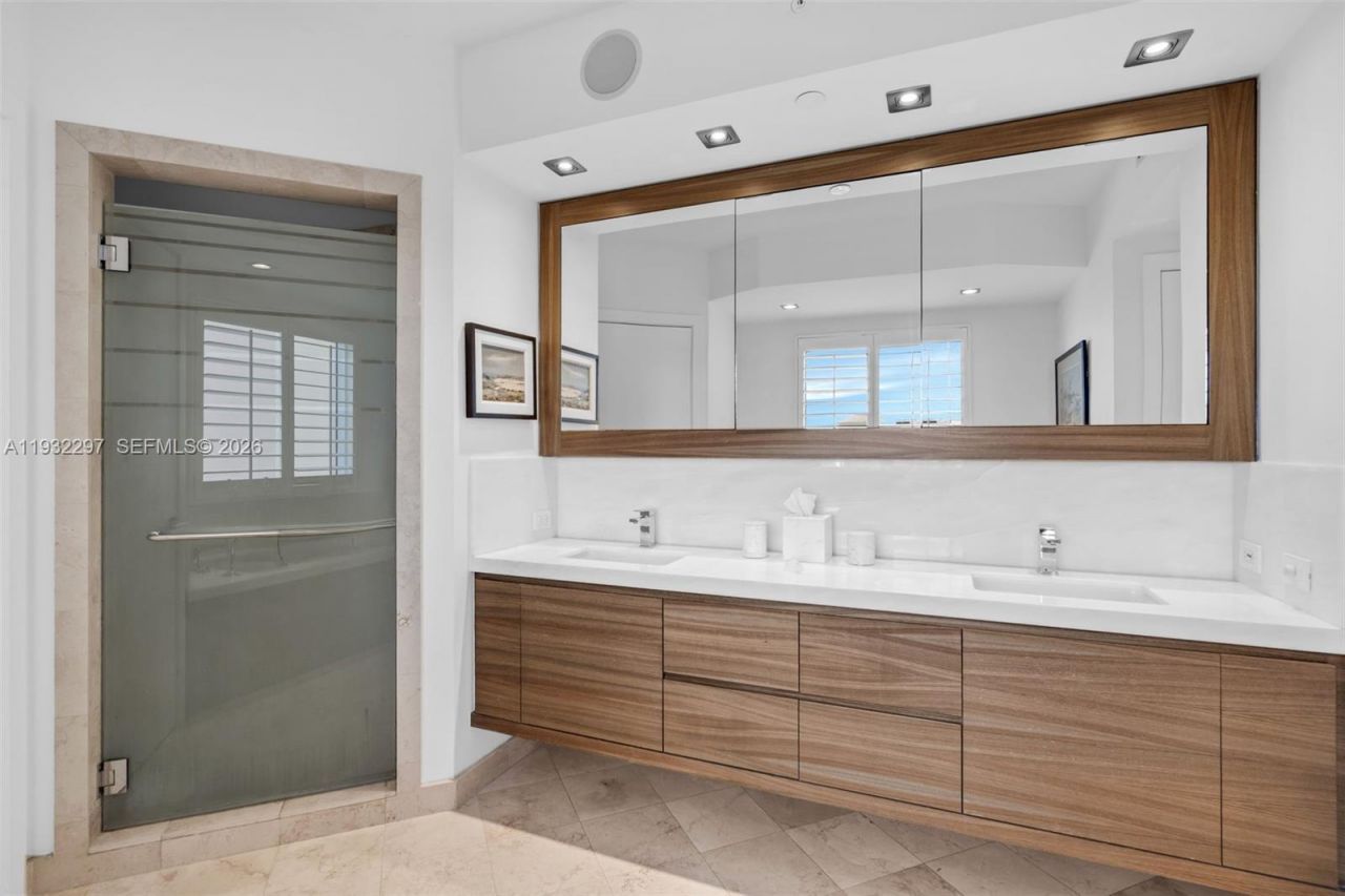 781 Crandon Blvd, Unit 801, Key Biscayne, FL 33149 Photo