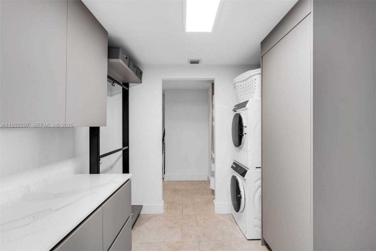 781 Crandon Blvd, Unit 801, Key Biscayne, FL 33149 Photo