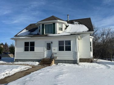 209 N Section Avenue , Spring Valley, MN 55975