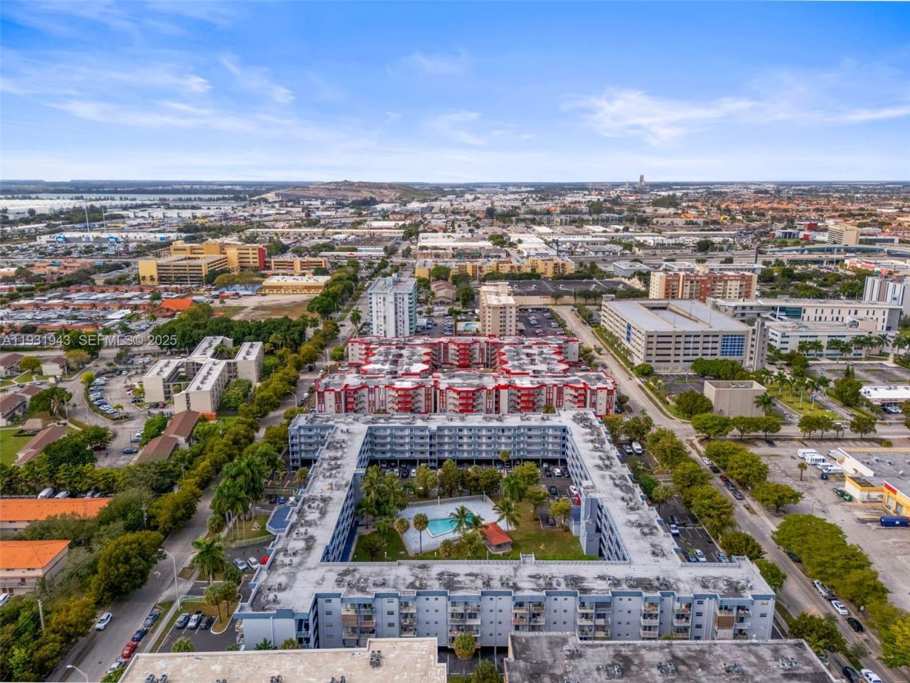 1655 W 44th Pl, Unit 448, Hialeah, FL 33012 Photo