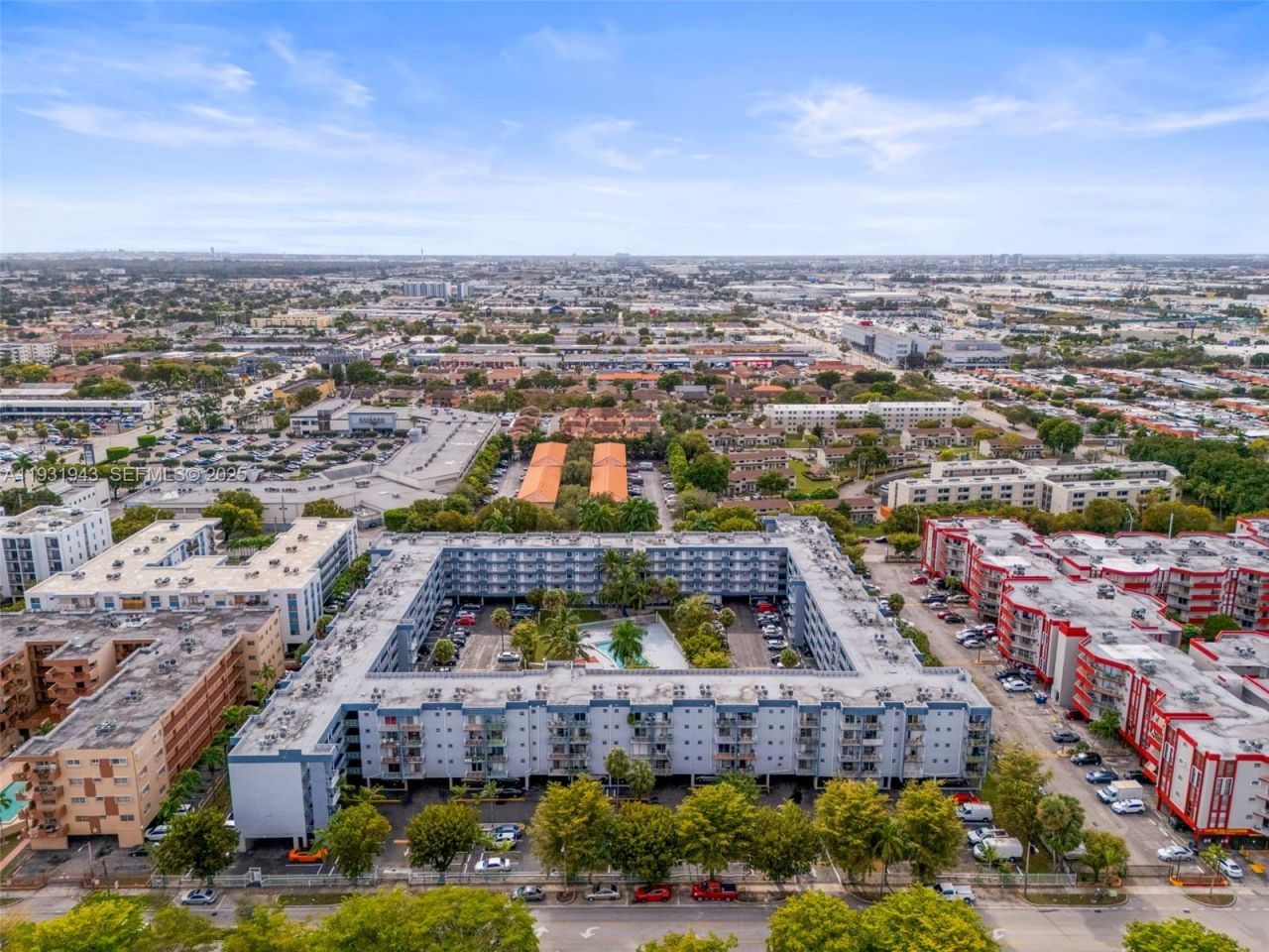 1655 W 44th Pl, Unit 448, Hialeah, FL 33012 Photo