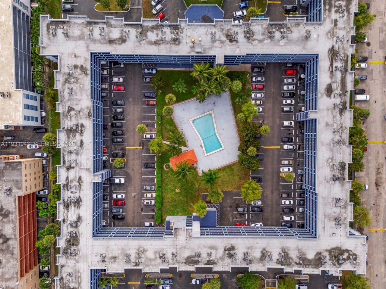 1655 W 44th Pl, Unit 448, Hialeah, FL 33012 Photo