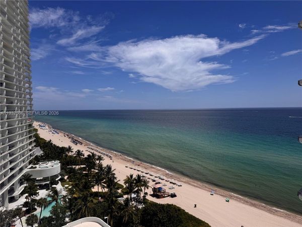 16711 Collins Ave, Unit 808, Sunny Isles Beach, FL 33160
