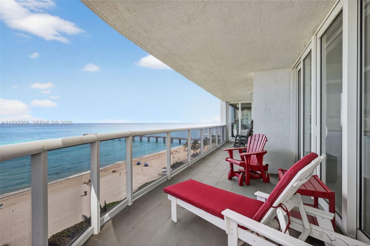 16711 Collins Ave, Unit 808, Sunny Isles Beach, FL 33160 Photo