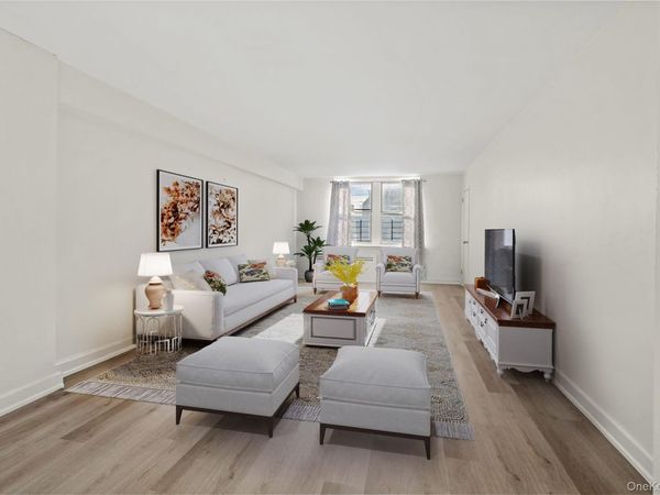 67-41 Burns Street, Unit 107, Forest Hills, NY 11375