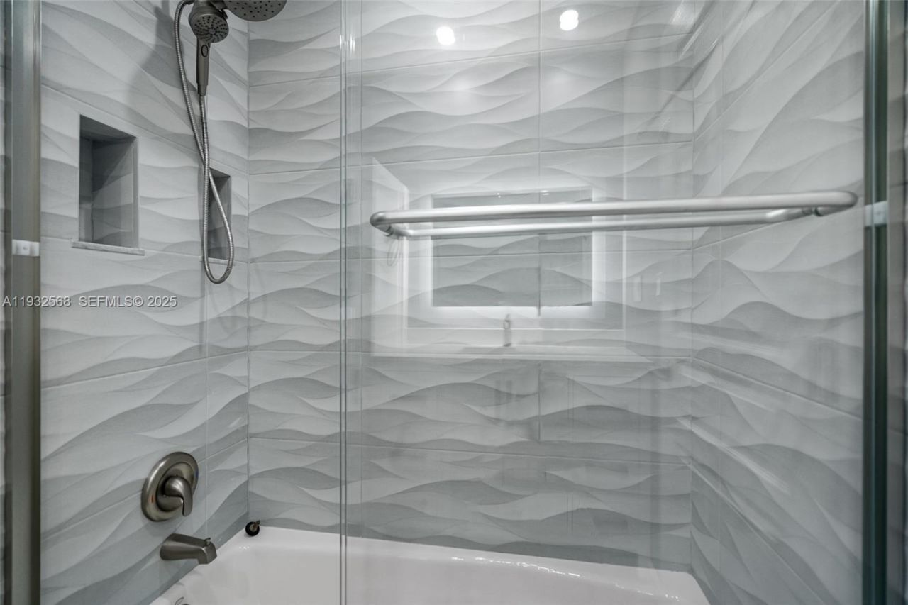 251 SE 7th St, Pompano Beach, FL 33060 Photo